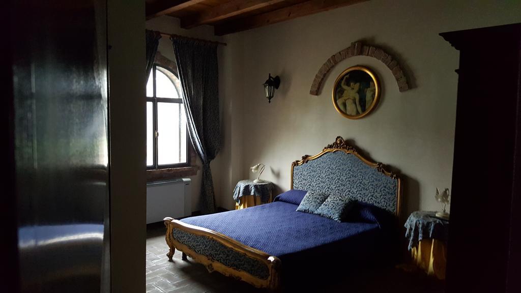 Tenuta Il Tenchio Hotel Lacchiarella Exterior foto