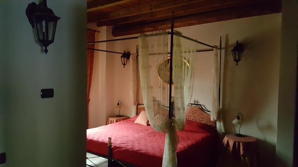 Tenuta Il Tenchio Hotel Lacchiarella Exterior foto