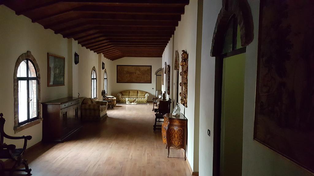 Tenuta Il Tenchio Hotel Lacchiarella Exterior foto